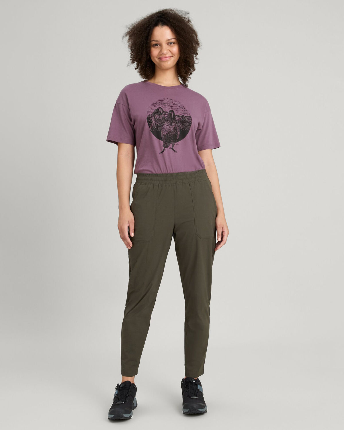 b0498_586_miro_womens_tapered_pants_b_1743630426000