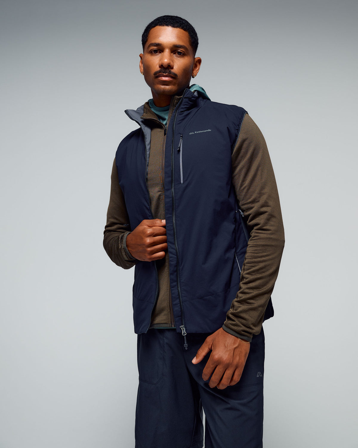 b0615_o4w_mens_seeker_primaloft_active_vest_b_1768348948000